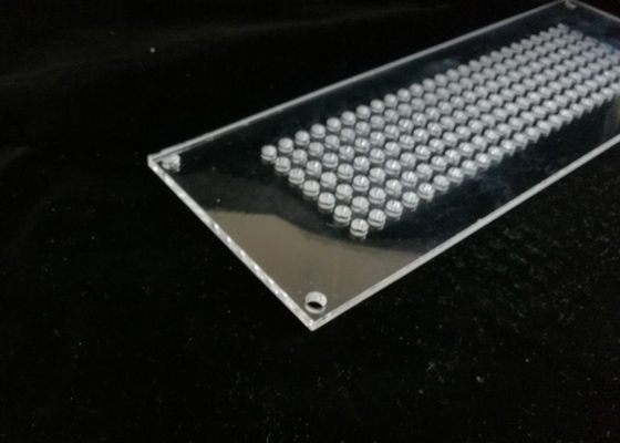 China Placa óptica clara de la ventana de cristal de cuarzo con los agujeros JGS2 de tipo standard proveedor